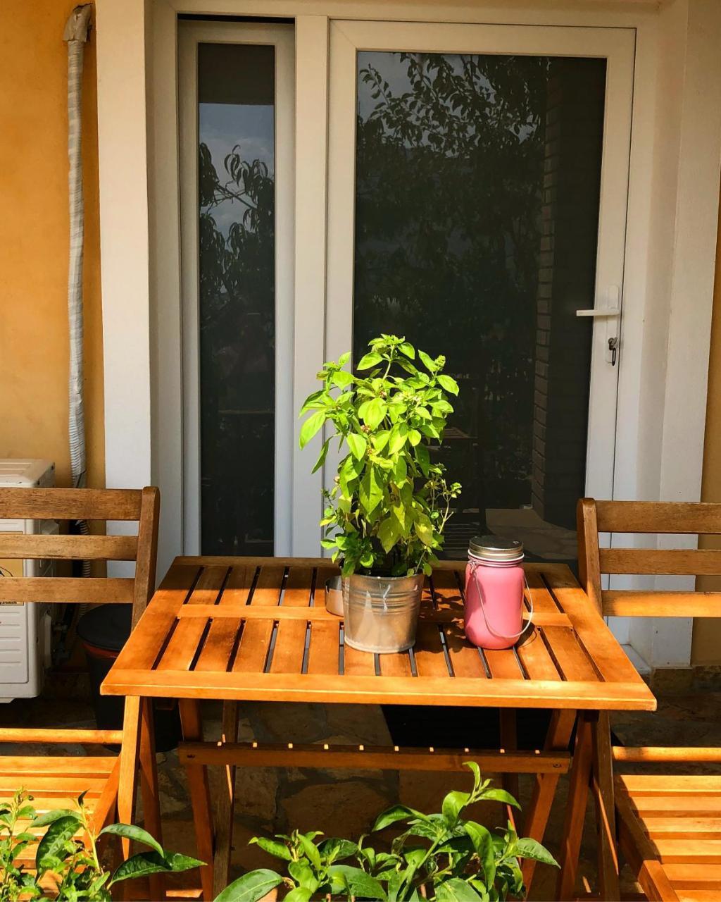 Tzavelitiko Home Himare Eksteriør bilde